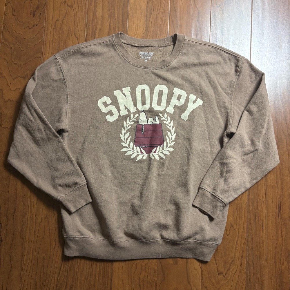 Peanuts Snoopy Graphic Sweatshirt Tan Hybrid Apparel Medium Crewneck Brown